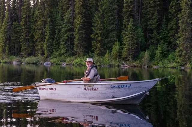 Caverhill Fishing Lodge